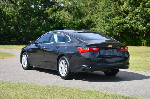 Used 2023 Chevrolet Malibu LT image 3
