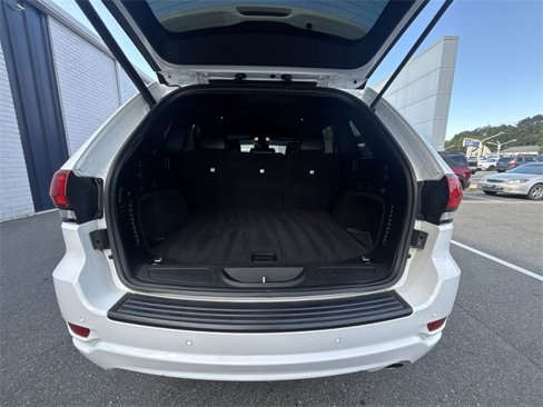 Used 2019 Jeep Grand Cherokee Altitude image 20
