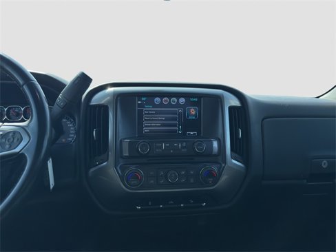 Used 2018 Chevrolet Silverado 1500 LT w/ All Star Edition image 15
