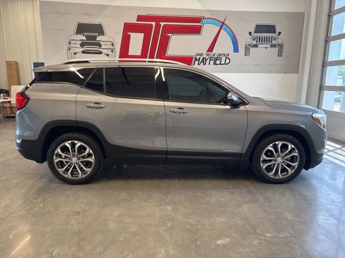 Used 2020 GMC Terrain SLT w/ Preferred Package image 2