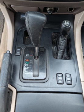 Used 2001 Toyota Land Cruiser image 8