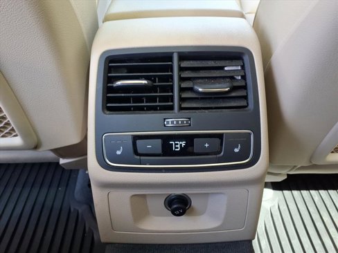 Used 2018 Audi A4 2.0T allroad Premium Plus image 7