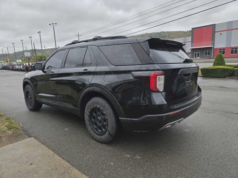 Used 2020 Ford Explorer XLT w/ Equipment Group 202A image 5