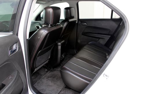 Used 2016 Chevrolet Equinox LTZ w/ Enhanced Convenience Package image 13