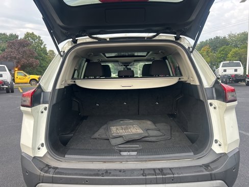 Used 2021 Nissan Rogue SV image 17