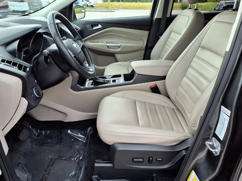Used 2019 Ford Escape SEL image 26