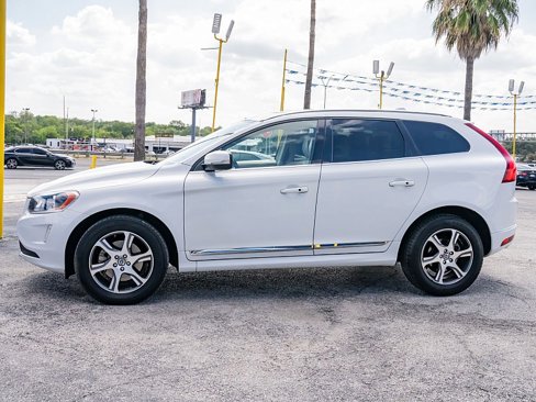Used 2015 Volvo XC60 T6 image 8