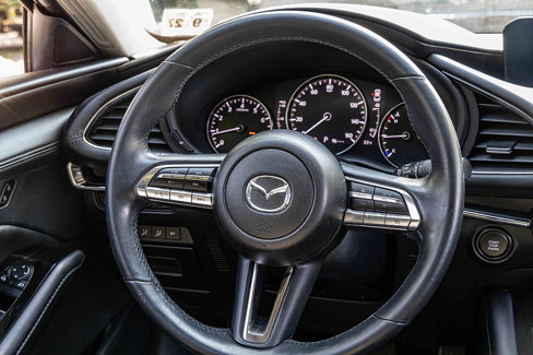 Used 2022 MAZDA MAZDA3 s image 9