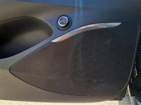 Used 2020 Buick Enclave Essence image 25