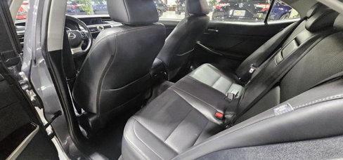 Used 2016 Lexus IS 300 AWD image 17