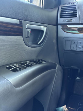 Used 2011 Hyundai Santa Fe GLS image 14