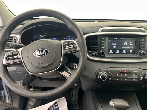 Used 2020 Kia Sorento LX image 30