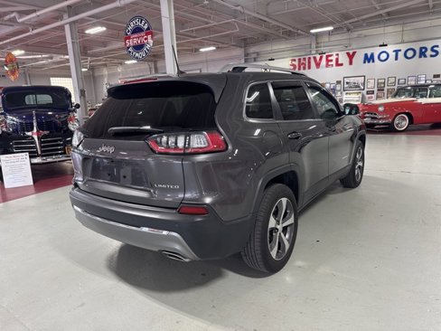 Used 2019 Jeep Cherokee Limited image 5