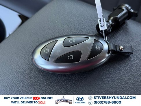 Certified 2025 Hyundai Elantra Blue image 31