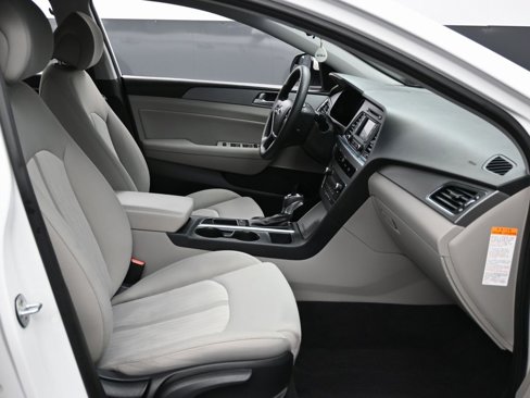 Used 2016 Hyundai Sonata SE image 31