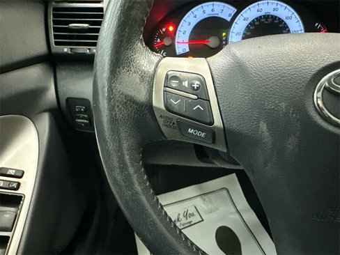 Used 2010 Toyota Camry image 25