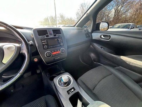 Used 2013 Nissan Leaf S w/ Charger Pkg image 33