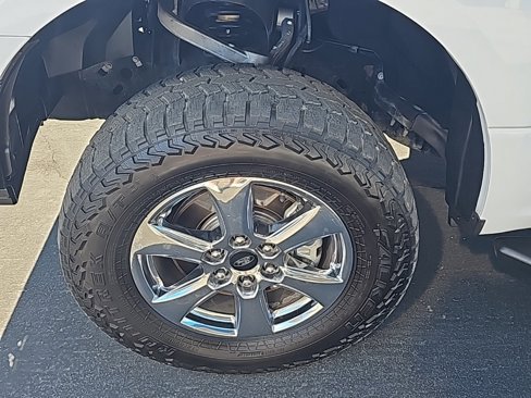 Used 2019 Ford F150 XLT w/ Equipment Group 301A Mid image 9