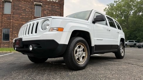 Used 2016 Jeep Patriot Sport w/ Power Value Group image 9