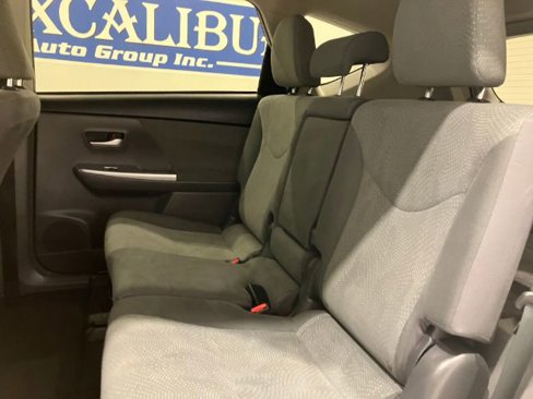 Used 2012 Toyota Prius V Five image 37
