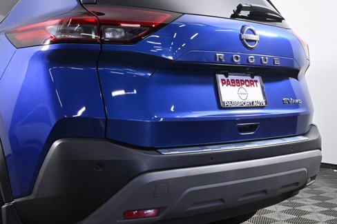 Certified 2023 Nissan Rogue SV image 7