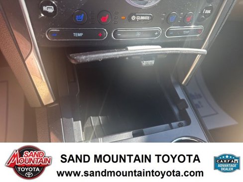 Used 2017 Ford Explorer Limited w/ Equipment Group 301A image 21