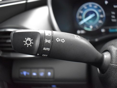 Used 2023 Hyundai Santa Fe SEL w/ Premium Package image 17