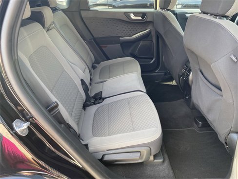 Used 2020 Ford Escape SE image 29