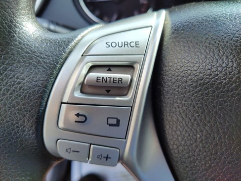 Used 2016 Nissan Rogue SV w/ SV Premium Package image 26