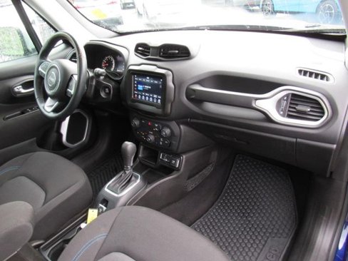 Used 2021 Jeep Renegade Latitude w/ Convenience Group image 10