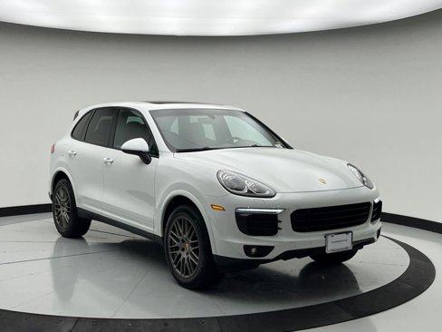 Used 2017 Porsche Cayenne Platinum Edition image 7