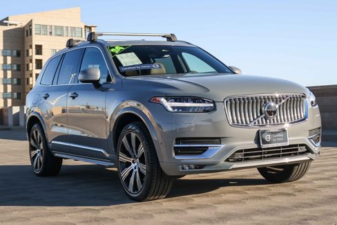 Used 2024 Volvo XC90 B6 Plus w/ Protection Package Premier image 3