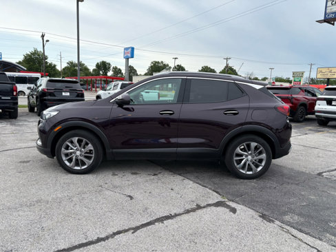 Used 2020 Buick Encore GX Essence w/ Experience Buick Package image 4