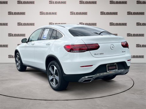 Used 2020 Mercedes-Benz GLC 300 4MATIC Coupe image 3