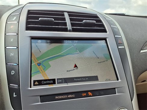 Used 2019 Lincoln MKZ Reserve image 17