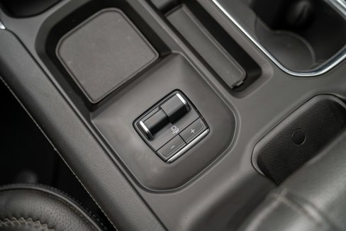 Used 2024 GMC Sierra 3500 Denali w/ Denali Reserve Package image 27