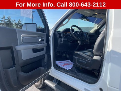 Used 2017 RAM 3500 Tradesman w/ Power & Remote Entry Group image 21