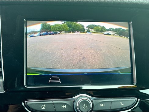 Used 2022 Buick Encore Preferred w/ Safety Package image 11
