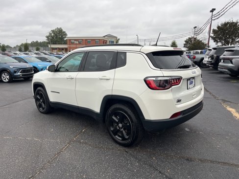 Used 2021 Jeep Compass Latitude image 40