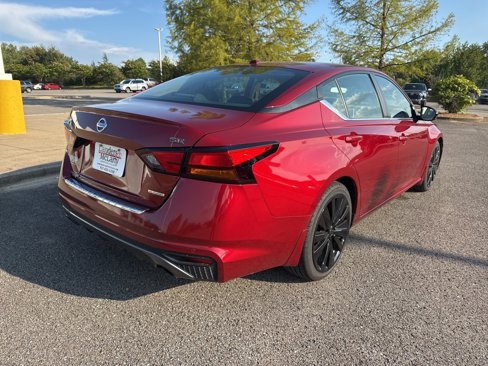 Used 2022 Nissan Altima 2.0 SR image 3