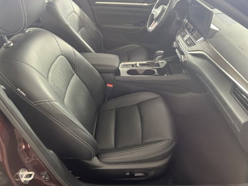 Used 2023 Nissan Altima 2.5 SL image 14