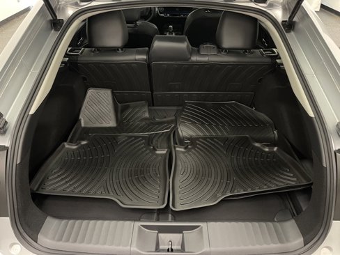 Certified 2024 Toyota Prius XLE image 5