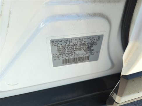 Certified 2020 Nissan Kicks SR w/ Exterior Package image 45