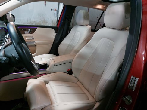 Used 2021 Mercedes-Benz GLB 250 image 17