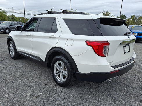Certified 2020 Ford Explorer XLT w/ Equipment Group 202A image 5