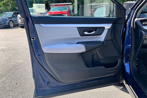 Used 2017 Honda CR-V LX image 18