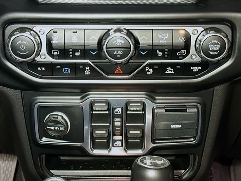 Certified 2021 Jeep Wrangler Unlimited Sahara w/ Cold Weather Group image 13