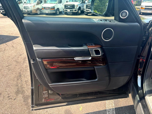 Used 2015 Land Rover Range Rover Supercharged image 17