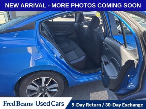 Used 2023 Nissan Versa SV image 11