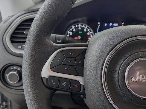 Used 2020 Jeep Renegade Sport image 19